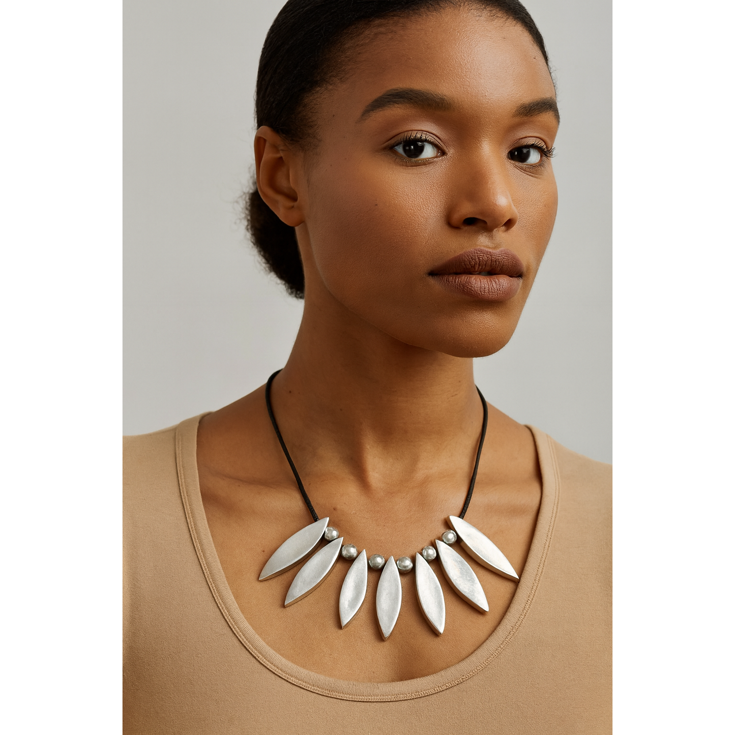 Ada - recycled aluminium necklace