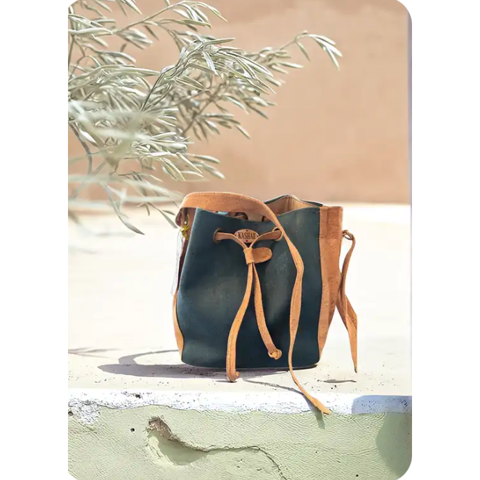 Cork bag - light, durable, ethical & sustainable