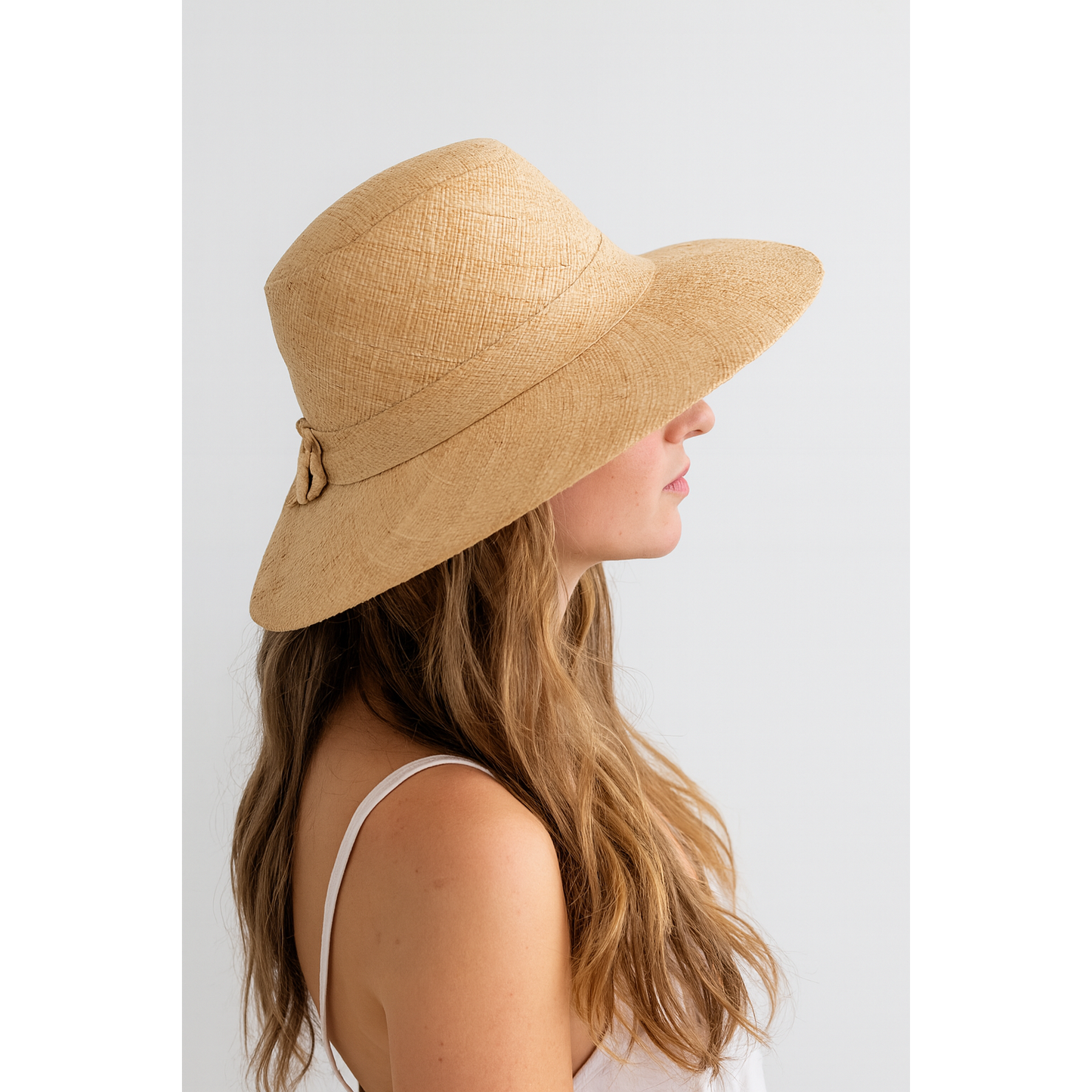 Natural raffia hat