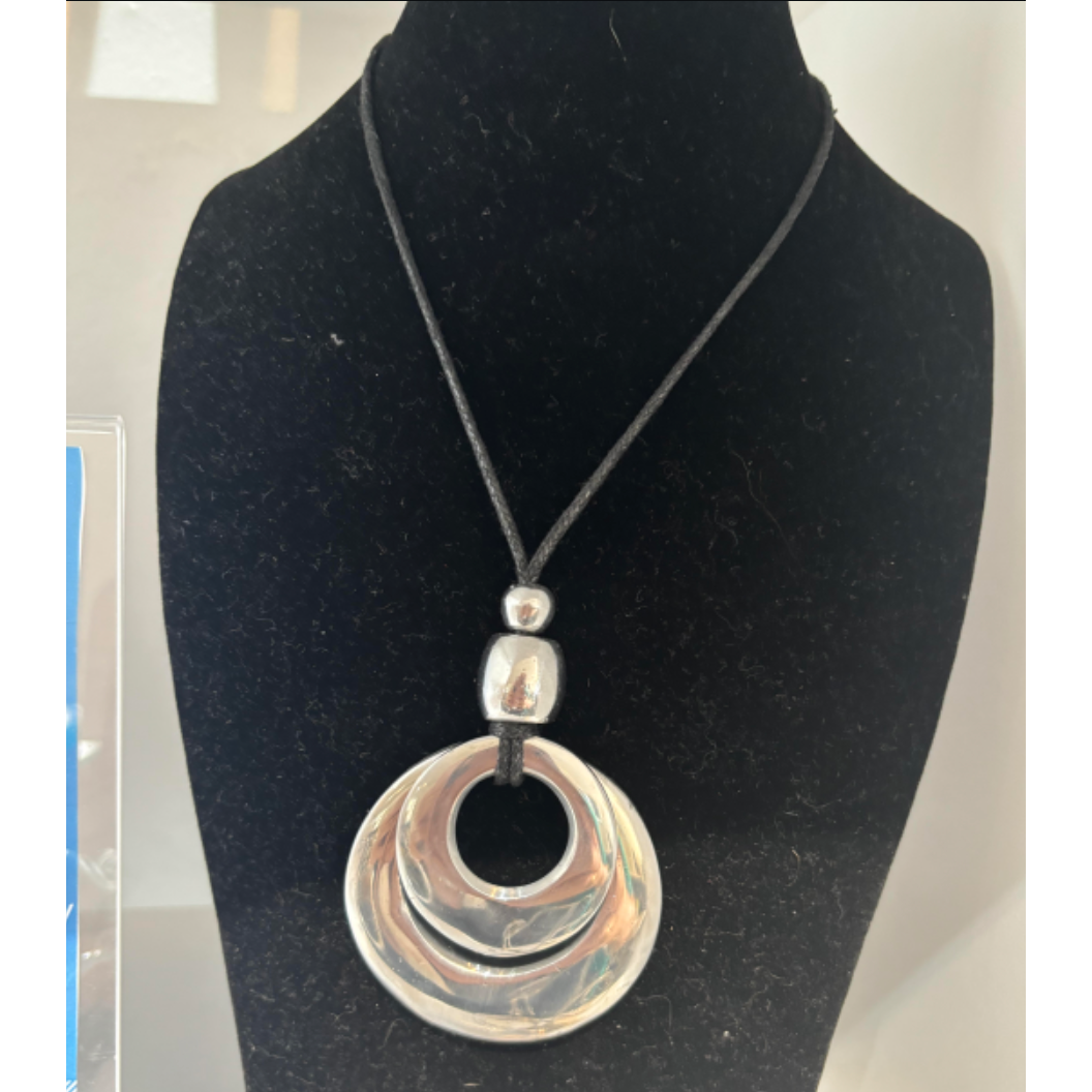 Zoe- recycled aluminium necklace