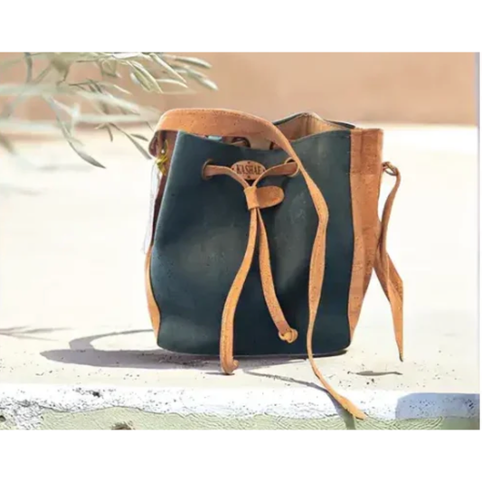 Cork bag - light, durable, ethical & sustainable